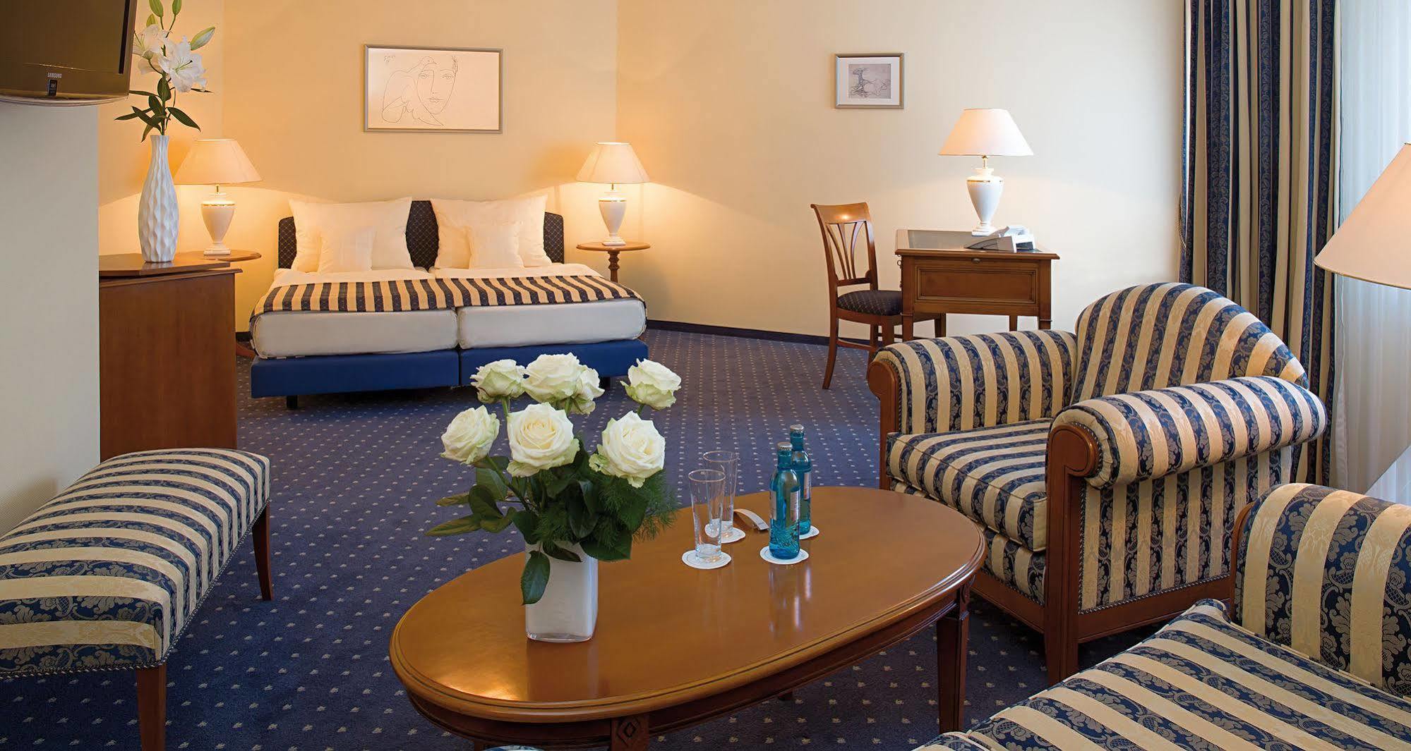 Victor'S Residenz-Hotel Λειψία Εξωτερικό φωτογραφία